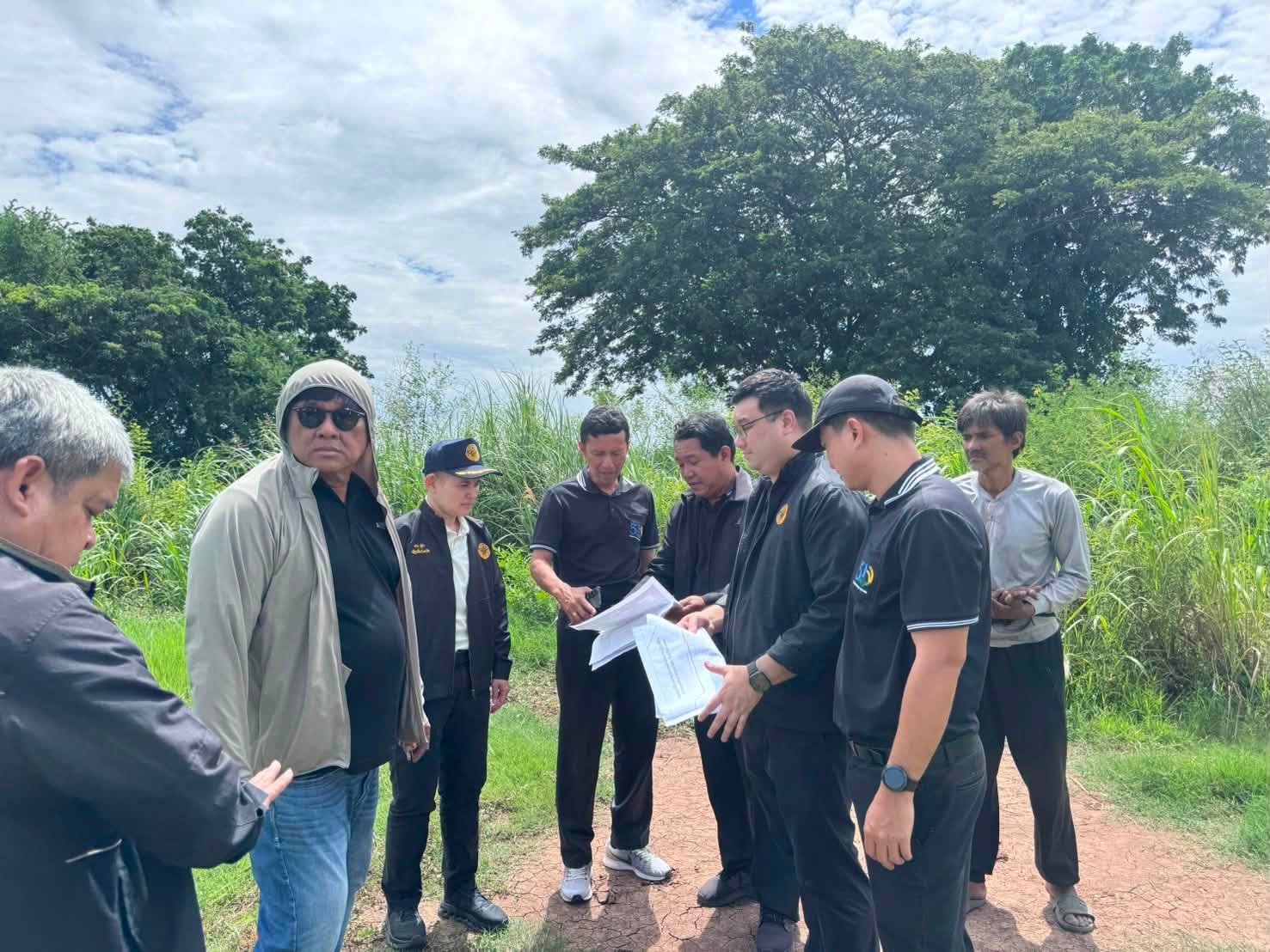 title - ลงพื้นที่สำรวจความเสียหายจากน้ำท่วมขังในแปลงเกษตรกรรม อำเภอไชโย จังหวัดอ่างทอง
